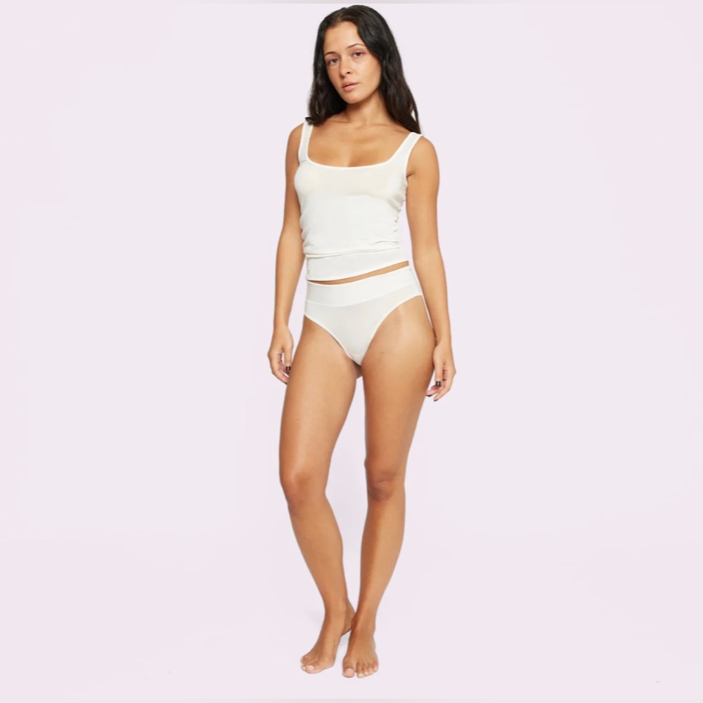 Cloud High rise Brief